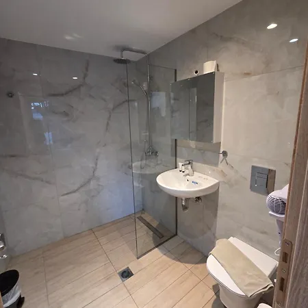 Apts